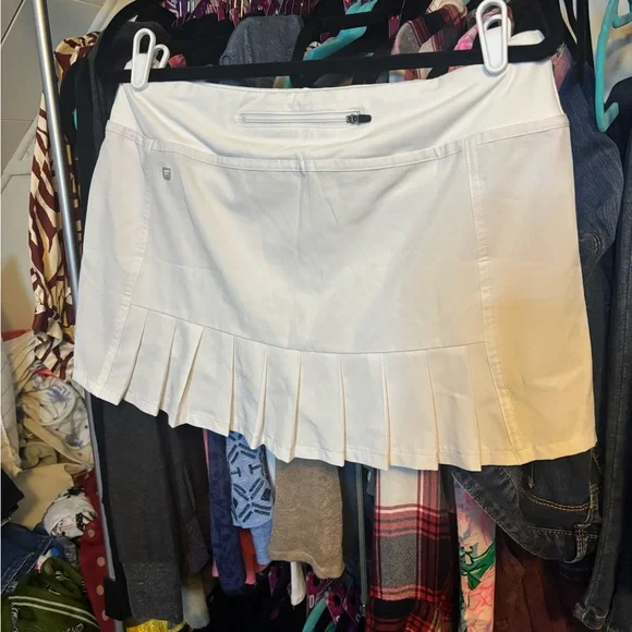 Fabletics White Mini Skirt - Picture 2 of 4